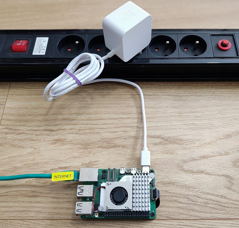 Sample configuration with NVMe drive